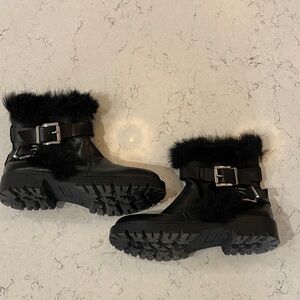 Charles David Boots 🎈